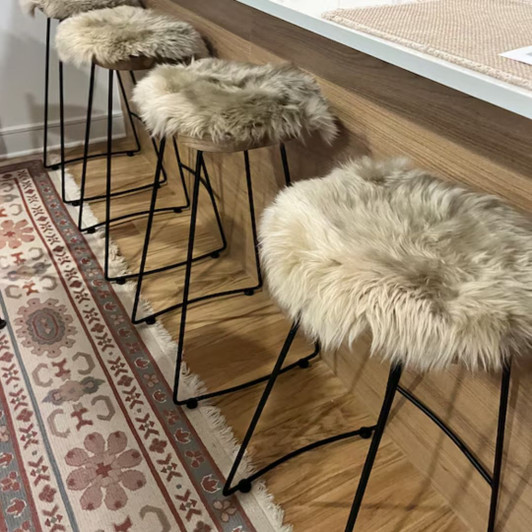Long Wool Sheepskin Pad - Round Long Wool Sheepskin Pad - Round