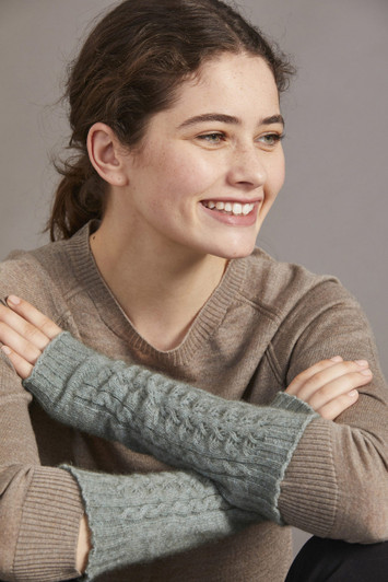 MCD Possum Merino Cable Glovelets