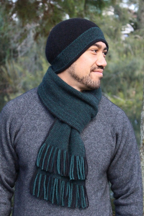 Skull cap beanie made of possum merino.
