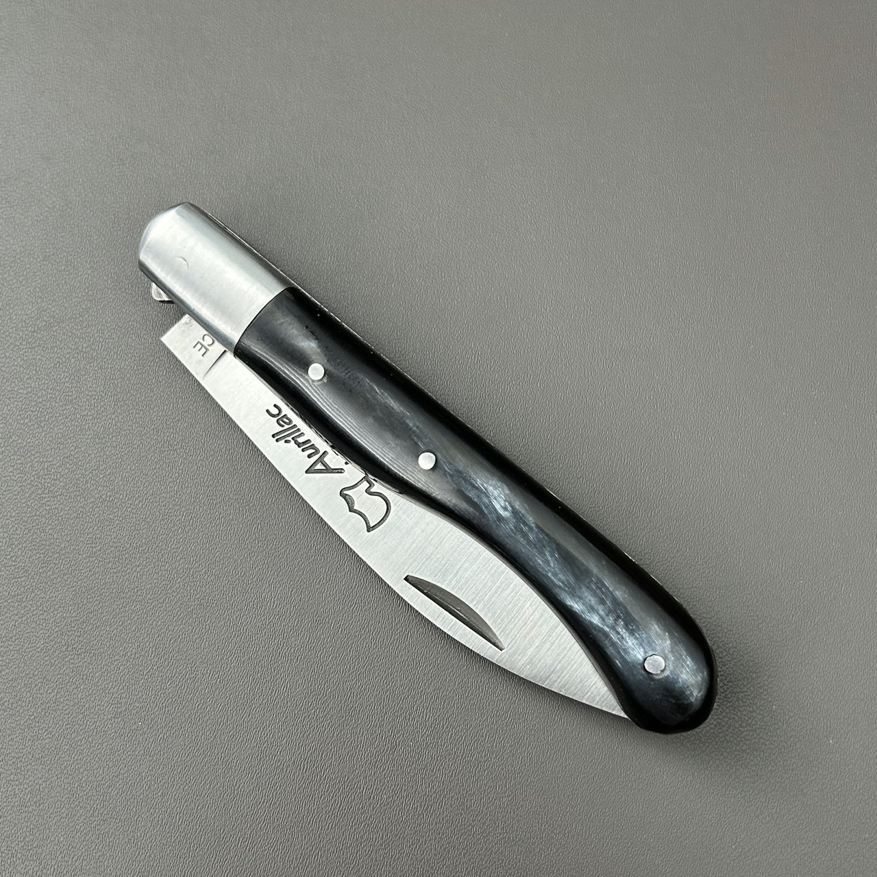 Aurillac black horn