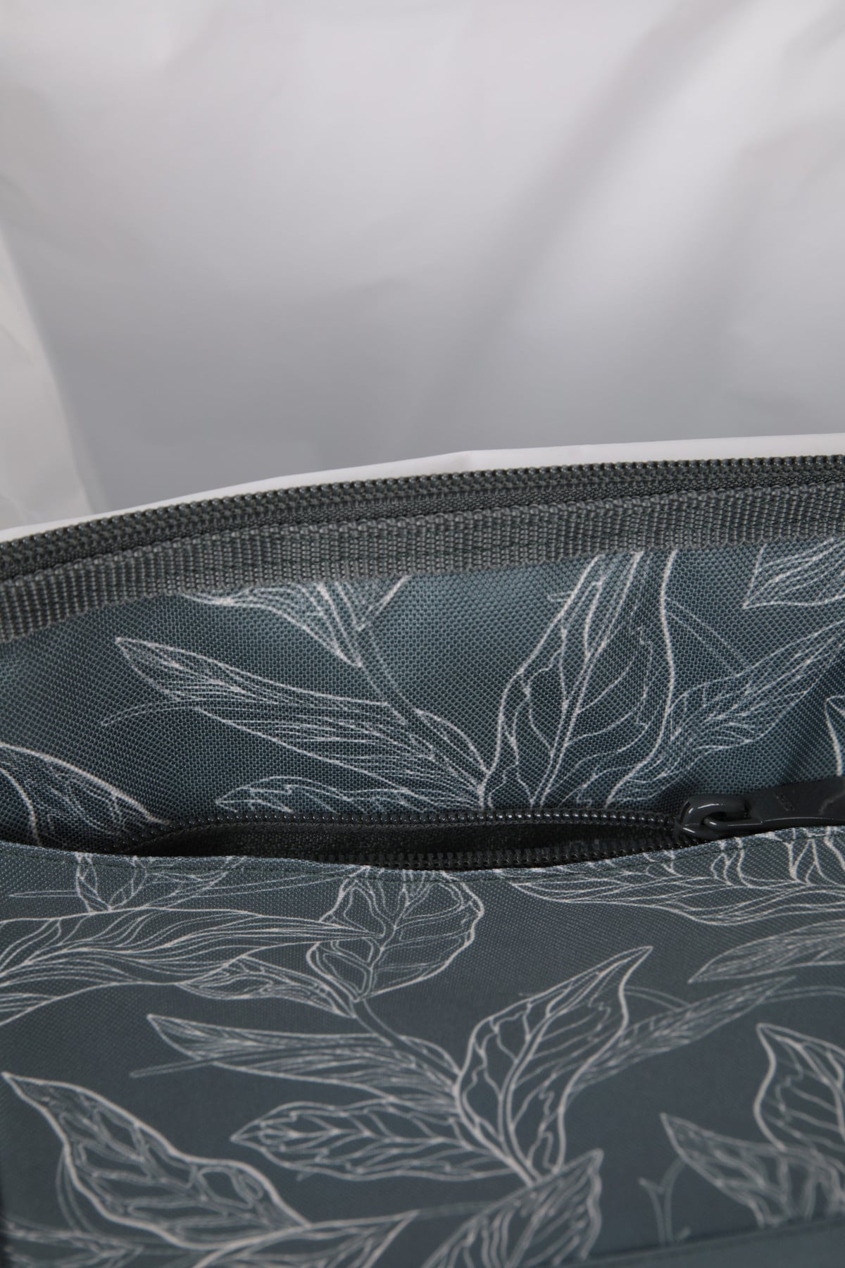 25L Cooler - Patterned