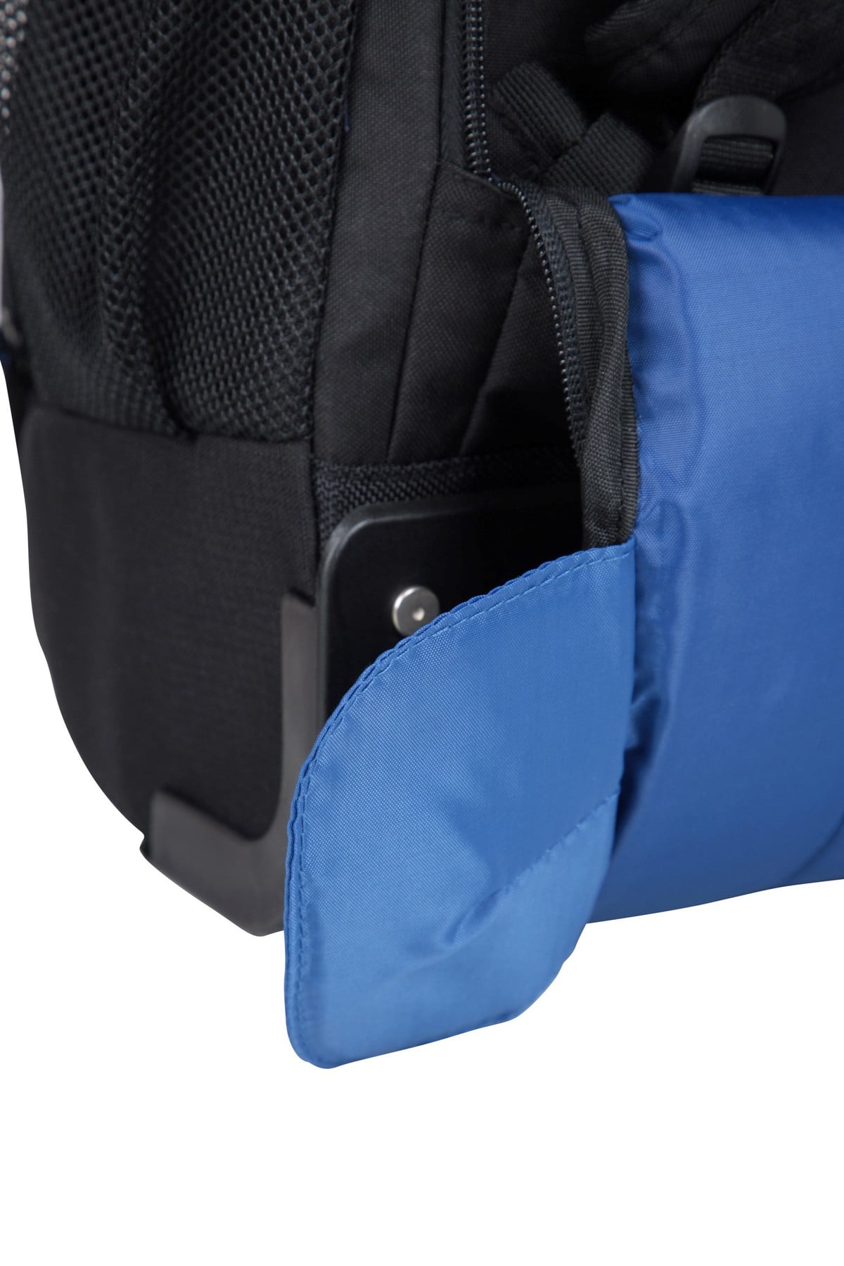 Voyager 35L Wheelie Backpack