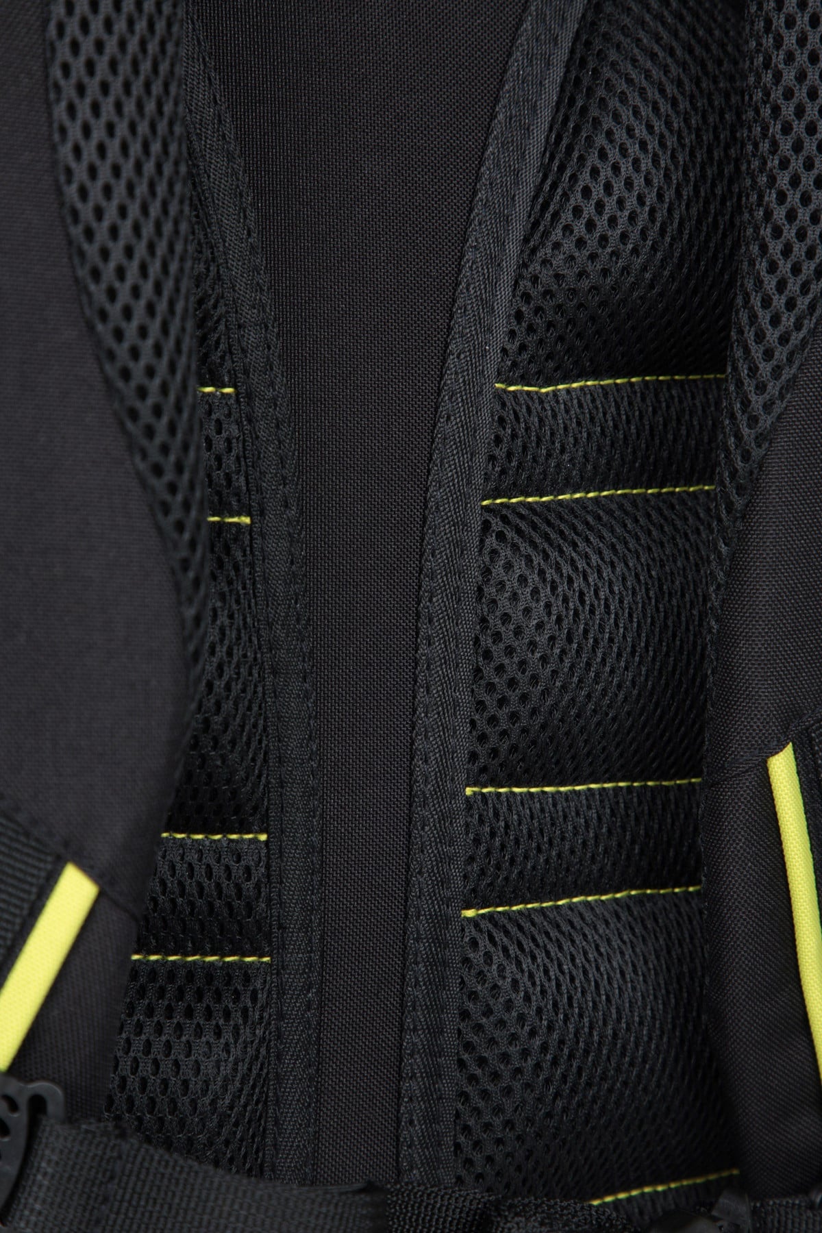 Vic Laptop Bag 18L