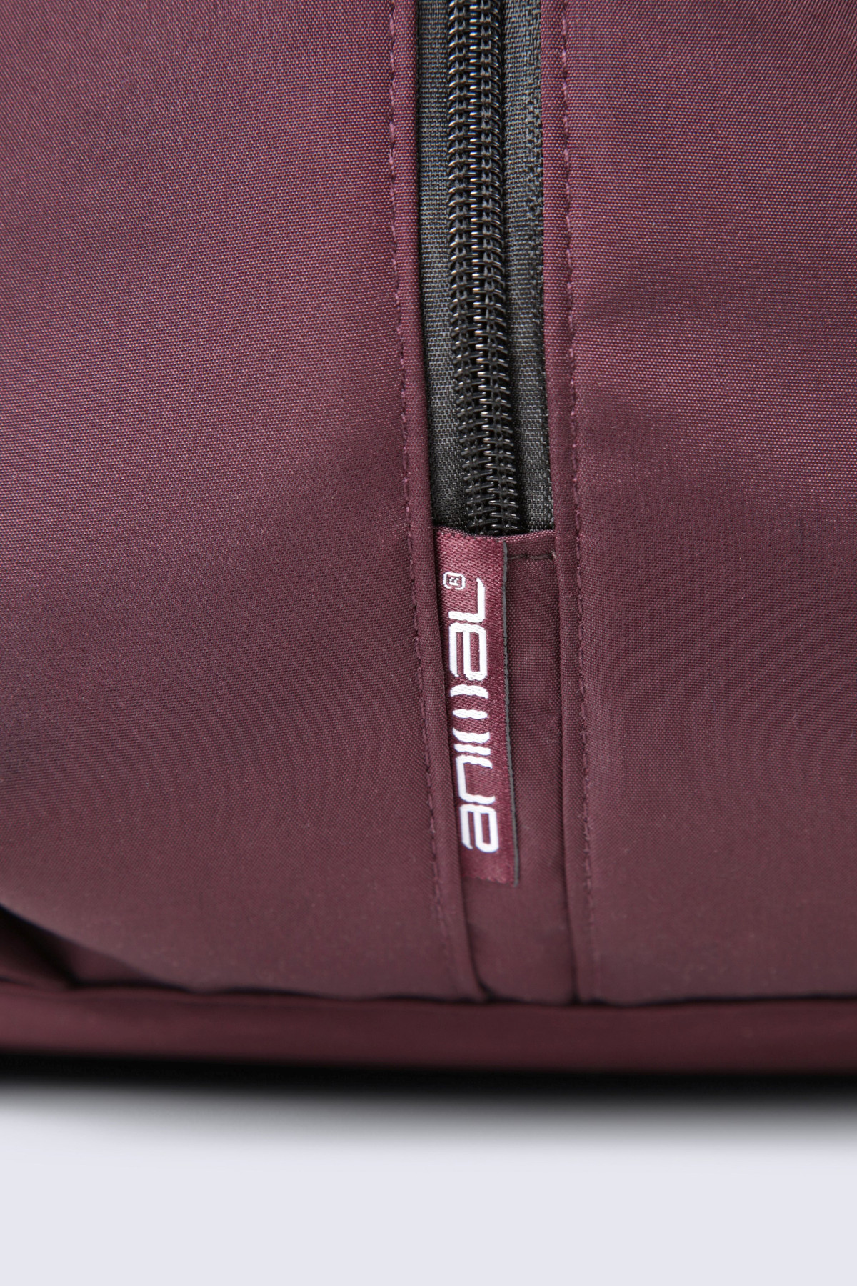 Front Zip Backpack 17L