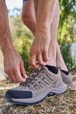 Vertex Mens Wide-Fit Extreme Vibram Shoes - Brown