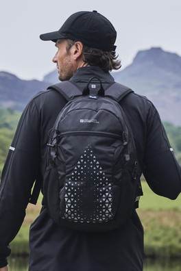 Pursuit 25L Hydro Bag - Black