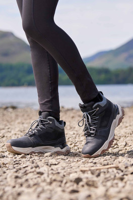 Sierra Waterproof Womens Casual Boots - Black