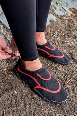 Bermuda Mens Adjustable Aqua Shoes - Black