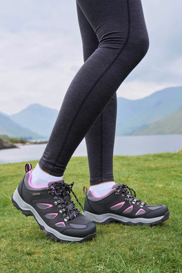 Adventurer Womens Waterproof Walking Shoes - Black