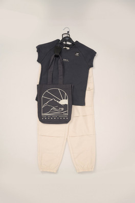 T-Shirt Trousers And Bag Kids Outfit Set - Light Beige