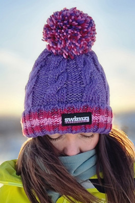 Berries Cable Reflective Super Bobble Hat - Berries