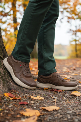 Hampton Mens Nubuck Leather Casual Trainers - Coffee