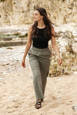 Straight Leg Women's Trousers - Olive