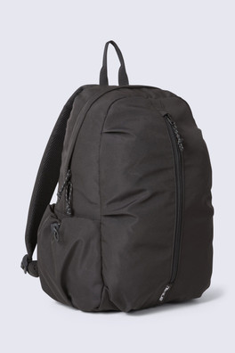 Front Zip Backpack 17L - Black