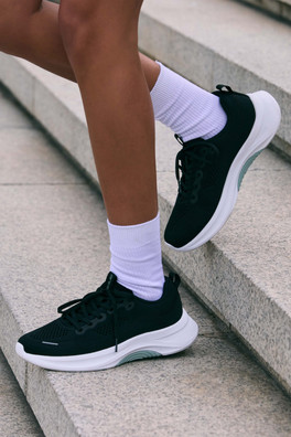 Axel Womens Active Trainer - Black