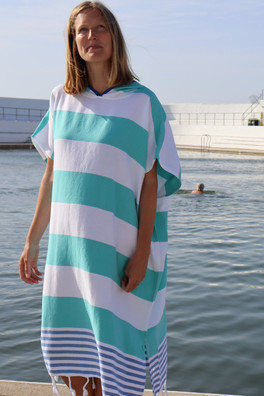 Tides Womens Changing Robe - Sea Green/Blue