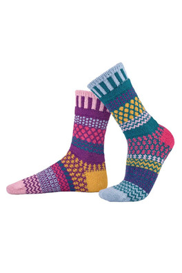 Unisex Mismatched Striped Pattern Crew Sock - Petunia
