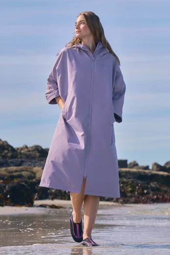 Coastline Womens Water-Resistant Changing Robe - Lilac