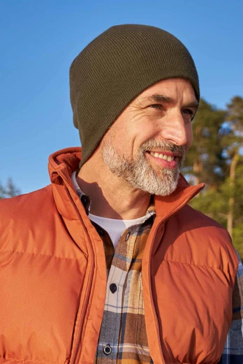 St Anton Mens Beanie - Dark Green