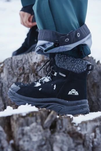 EMS Alps Womens Waterproof Thermal Wide Fit Snow Boots - Black