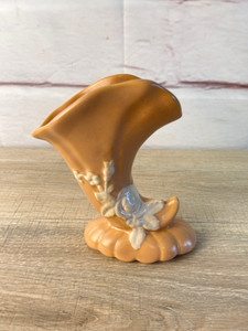 Vintage Peach Wild Rose Weller Cornucopia Vase Fall Decor