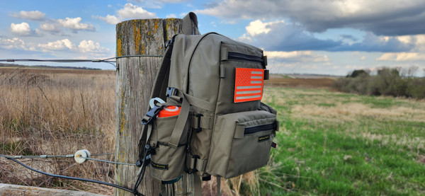 Youth hydration pouch for hunting pack.
