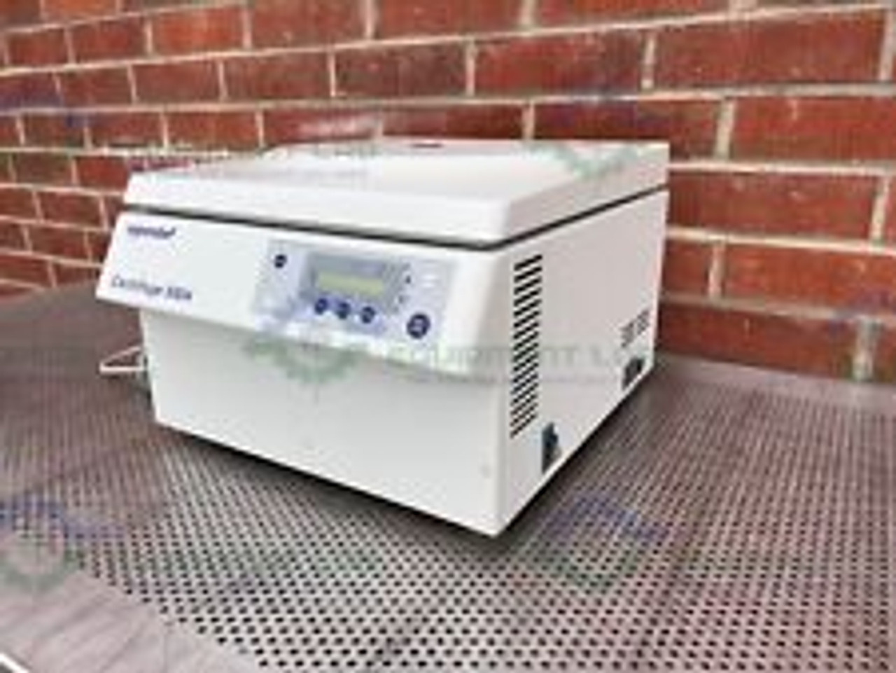 Eppendorf 5804 Benchtop Centrifuge W Eppendorf A-4-44 Rotor 5000 Rpm