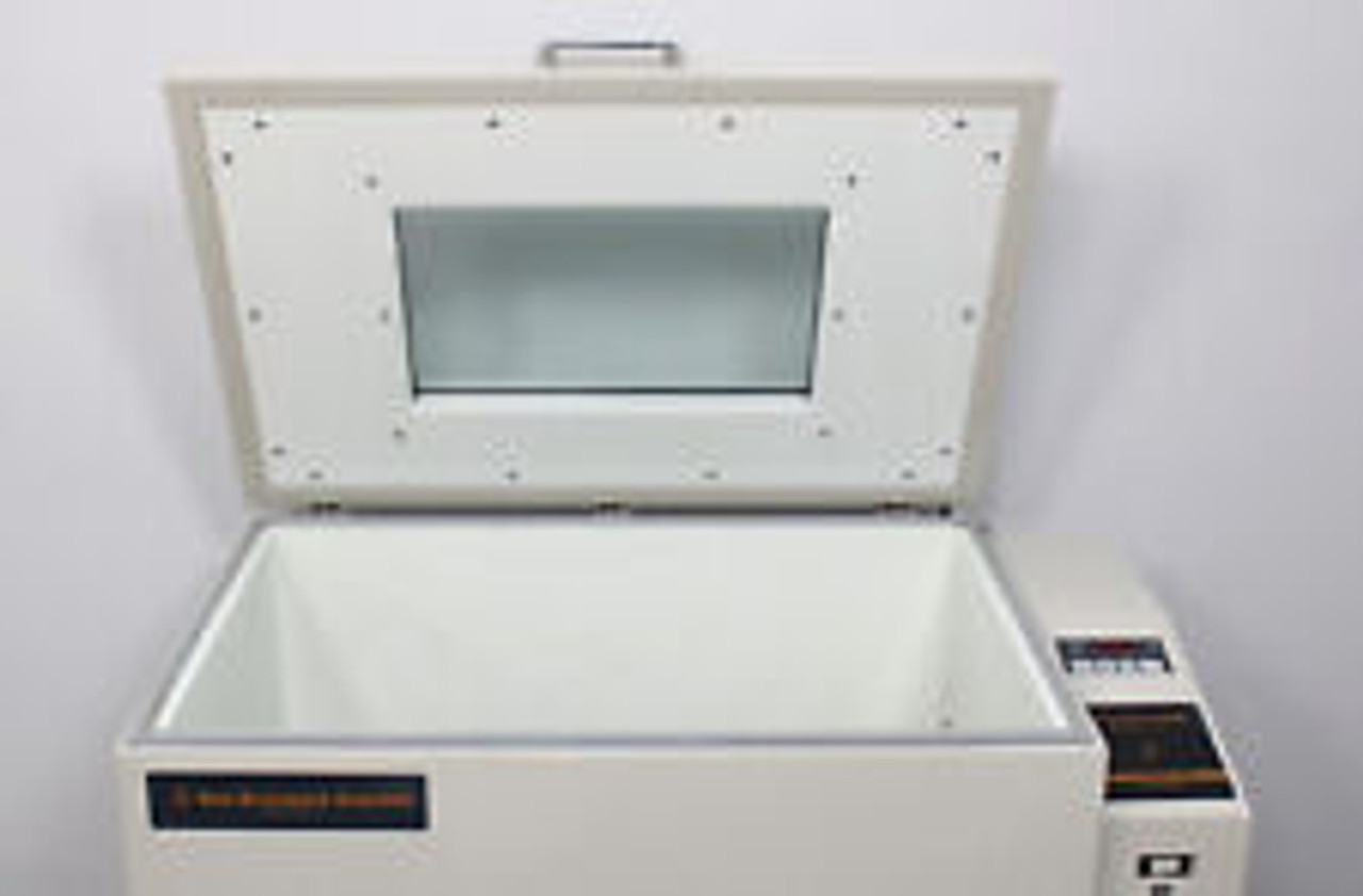 Brunswick Scientific Classic C25 Floor Incubator Shaker M1246-0000