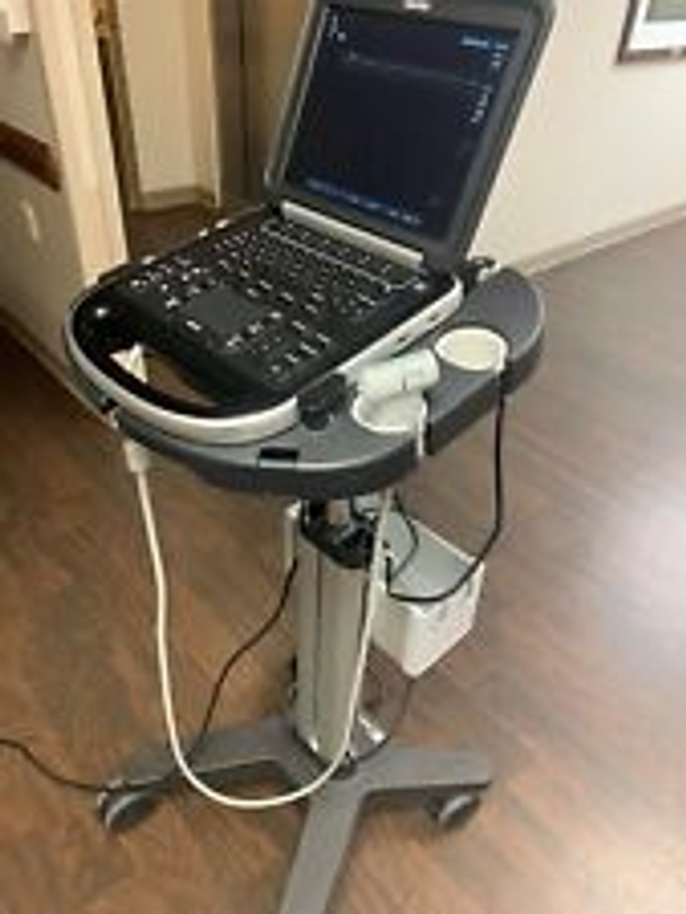 Sonosite Edge Portable Ultrasound System P15000-14 Stand 15-6 Probe