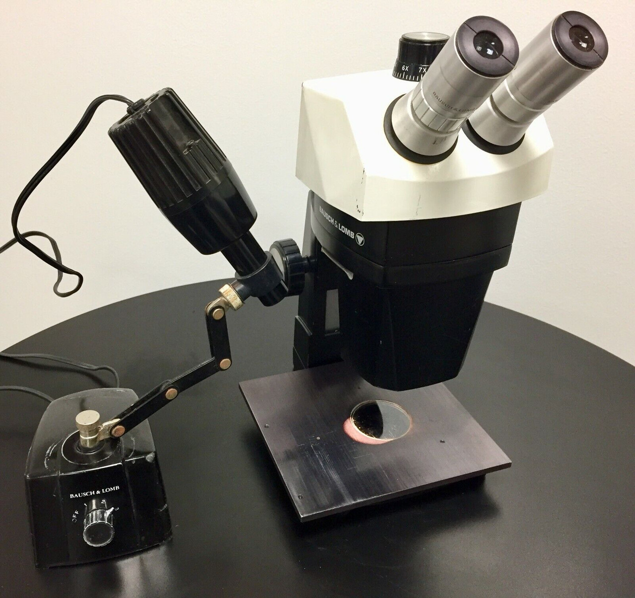 Bausch Lomb Stereozoom 7 1.0-7.0x Microscope W 2 10X Wf Eyepieces B l Light