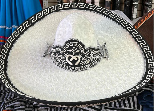 Cardboard sombrero with Galon size 57cm