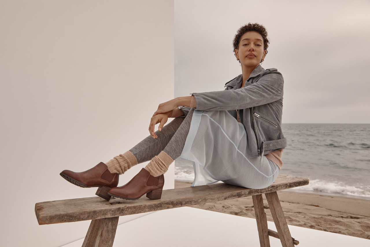 women's belmont chukka boot