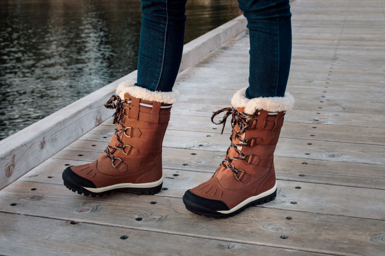 Women's waterproof store boots for snow