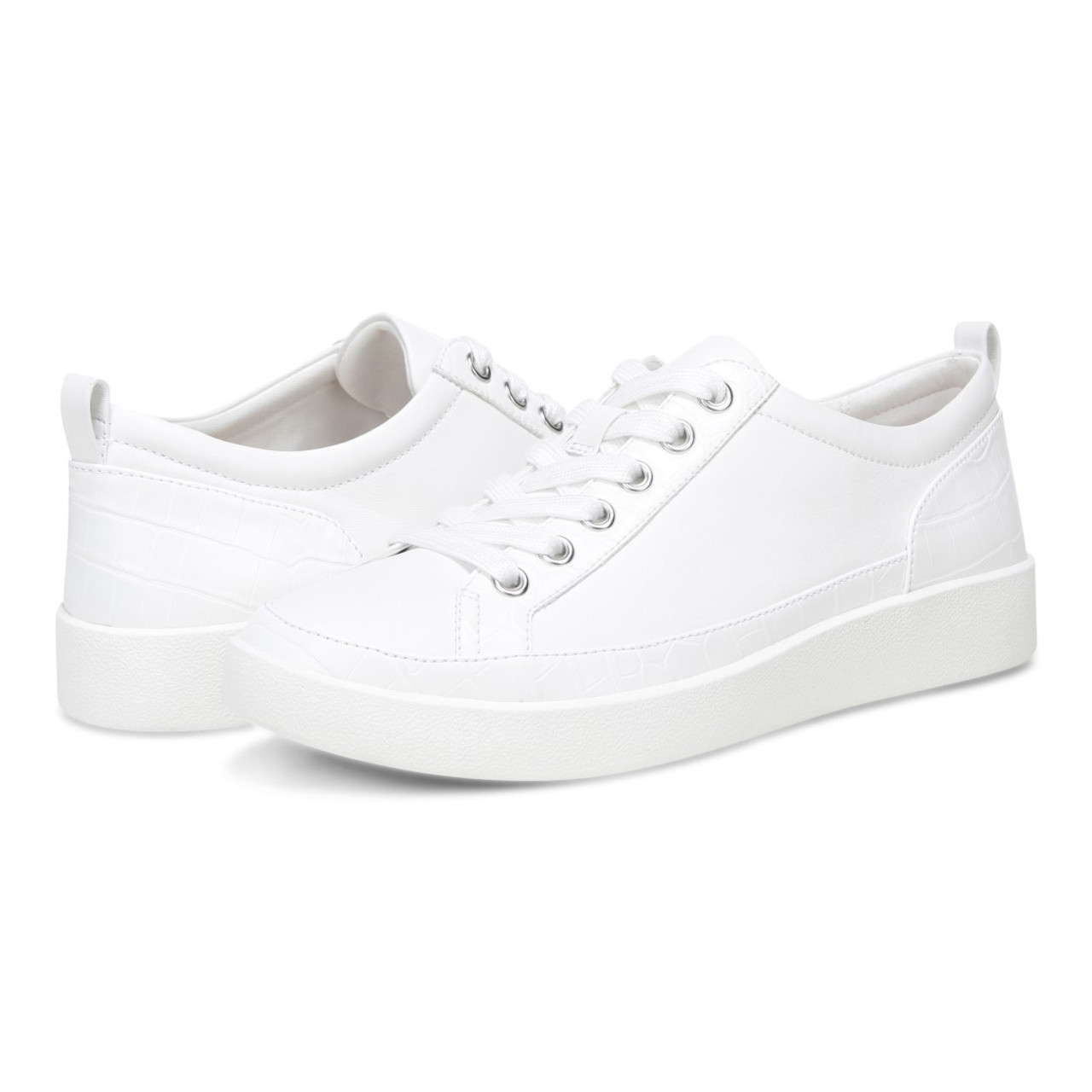 Site Exclusive! Women's Personalized Leather Kam Sneaker | Kenneth Cole