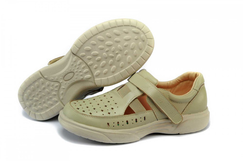 Mt. Emey 9212 - Black orthopedic sandal by Apis Footwear - Orthotic Shop