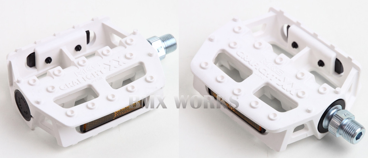 white bmx pedals