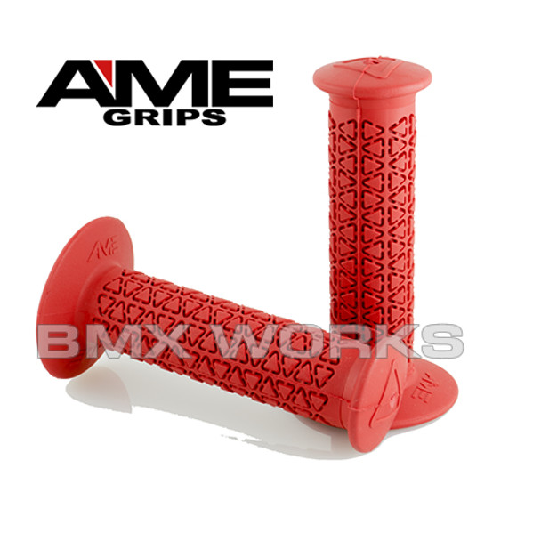 AME Grips Round Red Pair