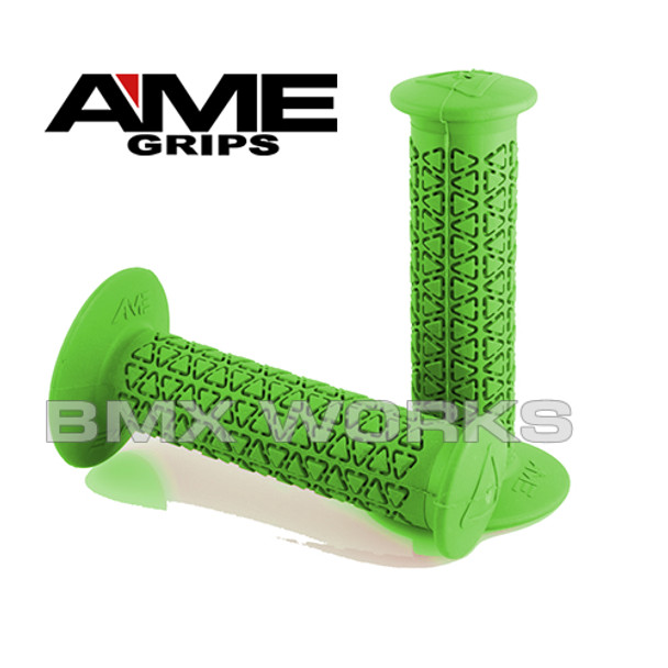 AME Grips Round Green Pair
