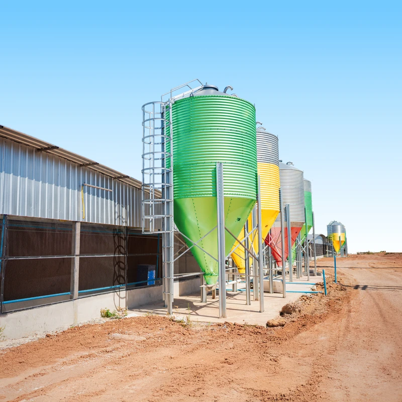 "See" into your feed bins with FeedView software, including color-coded status alerts for each bin and livestock operation