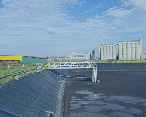 Manure Pit Monitoring Made Mess-Free with Non-Contact ToughSonic Sensors
