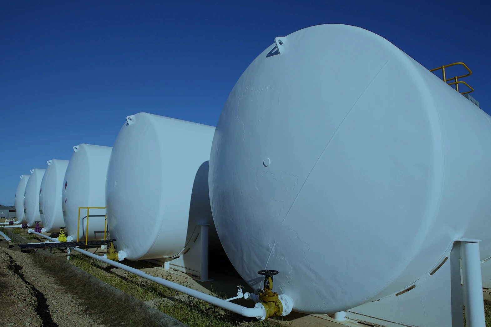 Senix Ultrasonics Ideal for Lubricant Oil Tank Level Monitoring