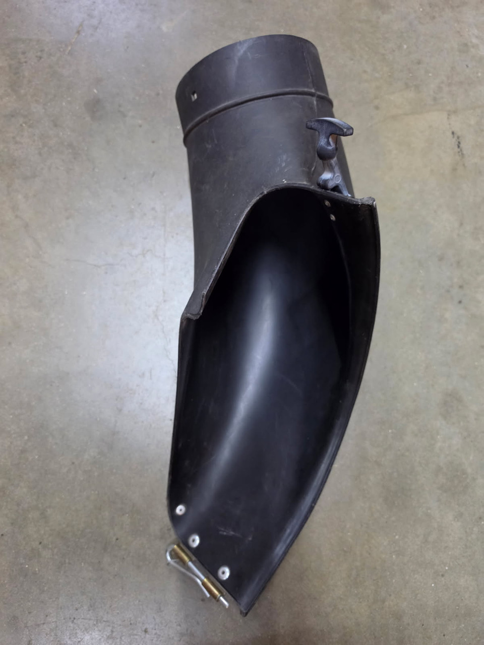 Toro 62-7800 - Chute Assembly