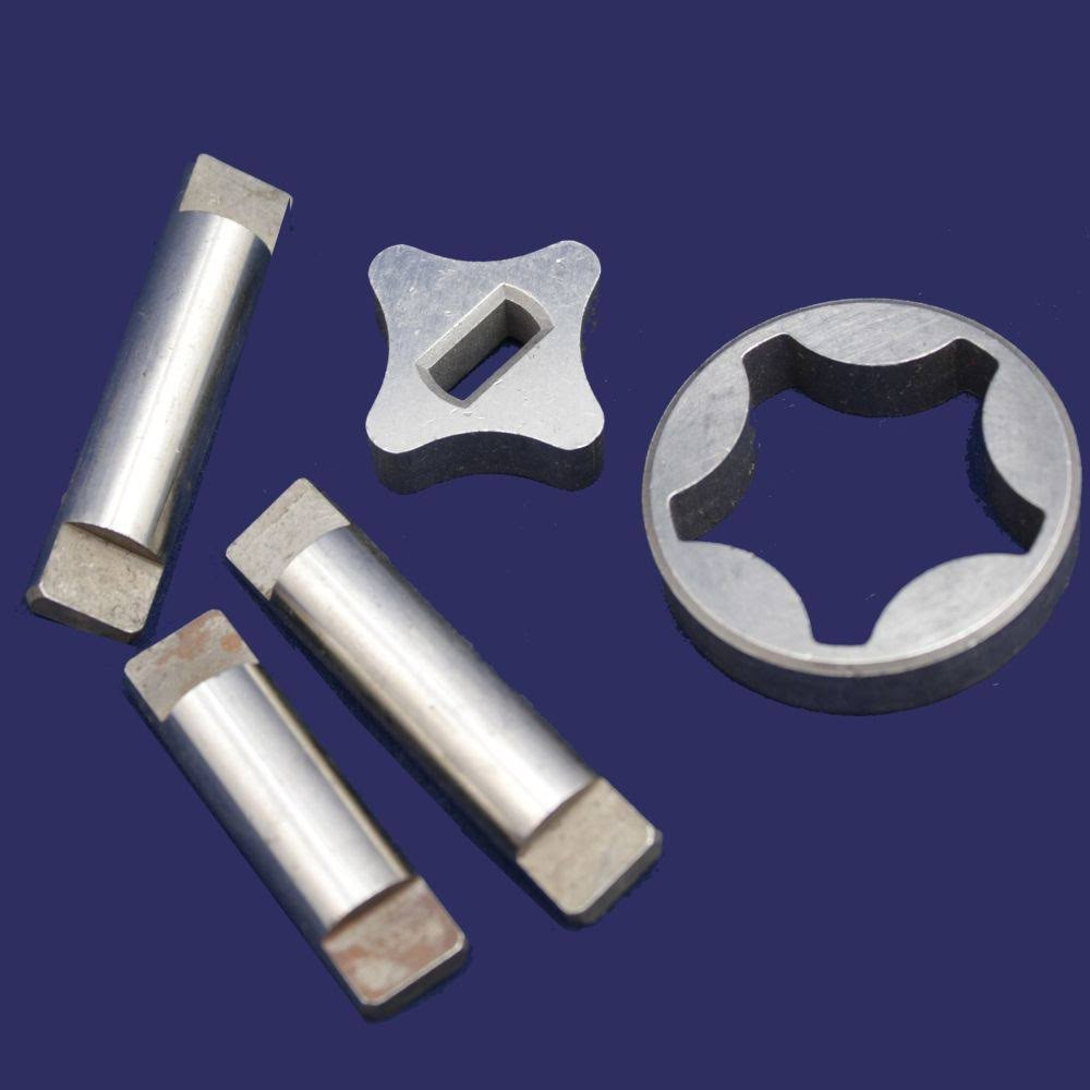 Briggs & Stratton 794644 Oil Pump