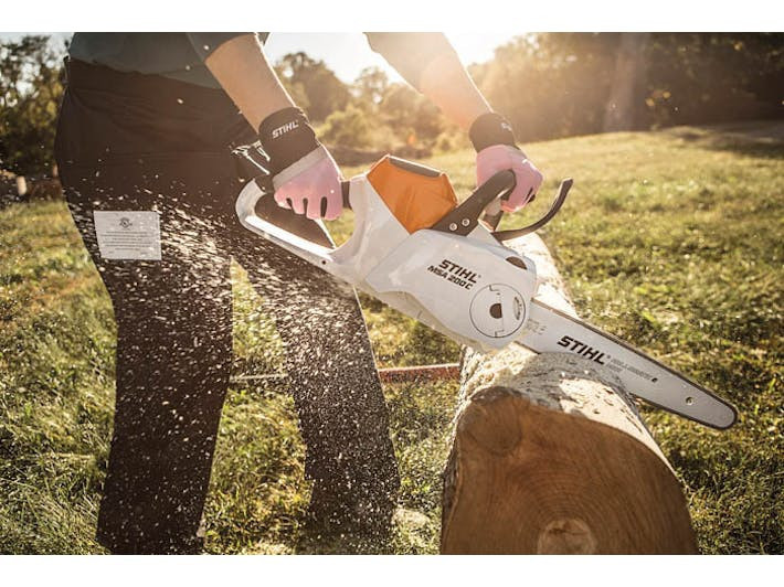STIHL CHAINSAW MSA 200 C-B W/ 12" BAR W/O BATTERY AND CHARGER