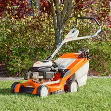 Stihl RM 655 YS lawn mower with aluminum deck and ergonomic handle