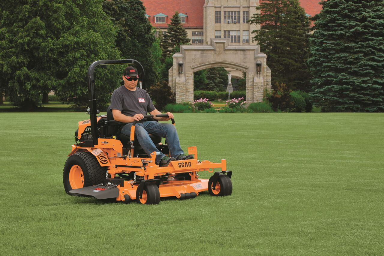 Scag Turf Tiger II STTII-61V-38CH showing Kohler Command Pro engine