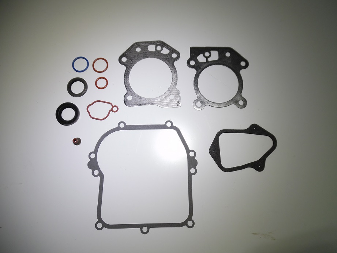 Briggs & Stratton 592640 Gasket Set