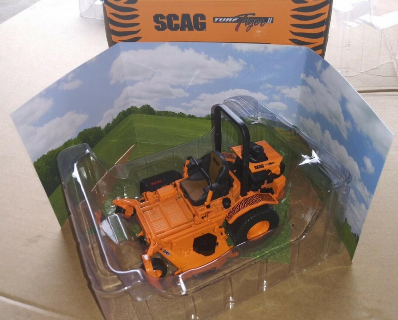 Scag 18-01 - Turf Tiger II die cast replica 1/16 scale
