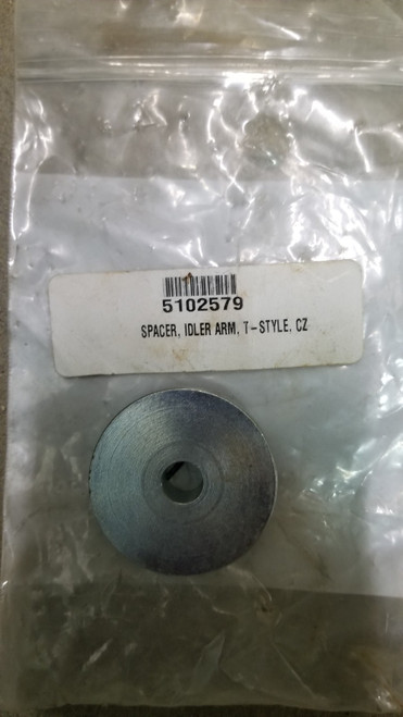 Briggs 5102579YP - Spacer