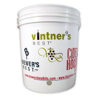 7.9 Gallon Fermenting Bucket With Hole